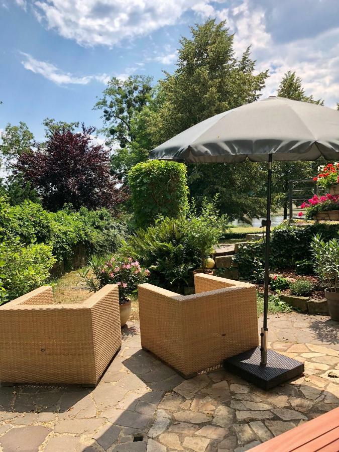 Ferienwohnung Am Wasser Villa Graf Von Pfeil Dresde Exterior foto